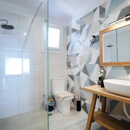 Mesogea Luxury ניקיאנה